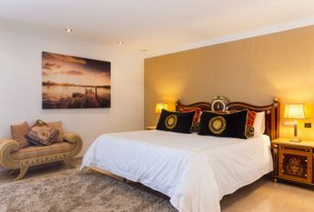 Luxury Villa for rent in Marbella Del Este, Spain