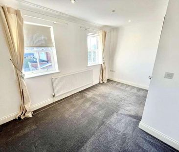 York Mews, Great Wakering, Southend-on-sea, Essex, SS3 - Photo 6