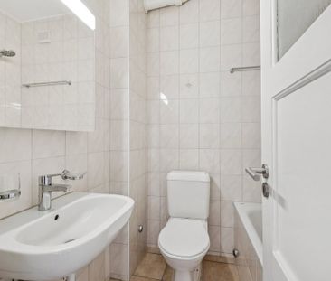Appartement rénové de 3 pièces avec balcon - Foto 5