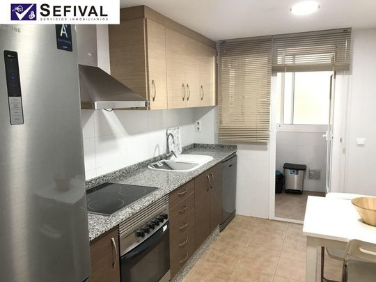 Piso de alquiler en Calle C Ciudad Aprendiz 9 Letra, Camí Reial - Photo 1