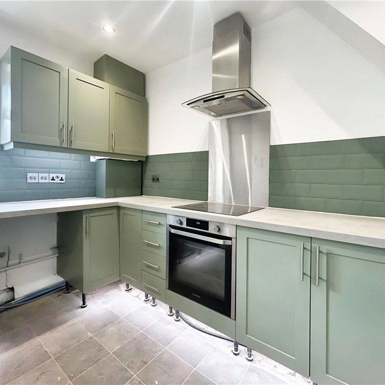 Weston Road, Guildford, Surrey, GU2 8AS - Photo 1
