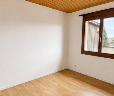 Sanierte 5.5-Zimmer-Wohnung mit weitläufiger 70 m² Terrasse und sch... - Photo 1