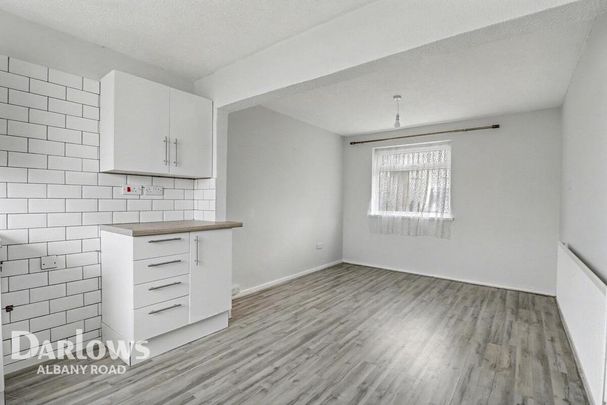 4 bedroom terraced house to rent - Photo 1