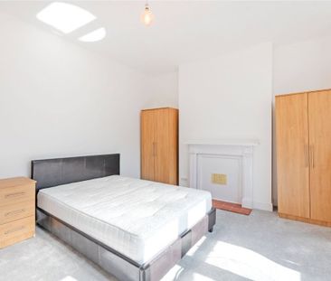 Stanley Gardens - Photo 6