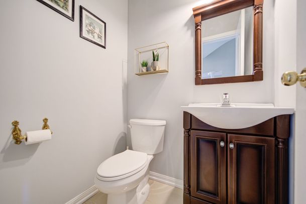 For Lease - 68 Redstone Road, Richmond Hill, Ontario - Photo 1