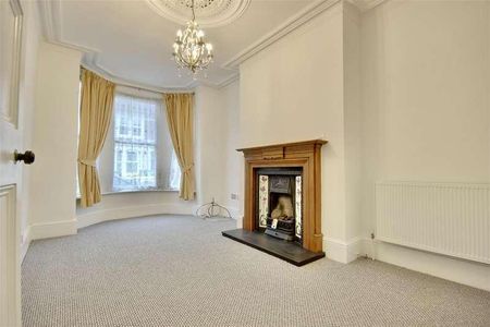 Belgravia Road, Portsmouth, PO2 - Photo 2