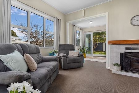 Long-Term Haven in Whakatane - Convenient - Photo 2