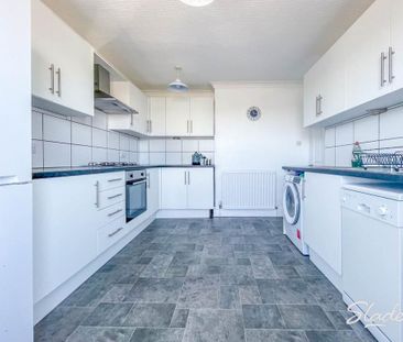 2 bedroom maisonette to rent - Photo 6