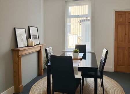 2 Bed Student Accommodation - Photo 3