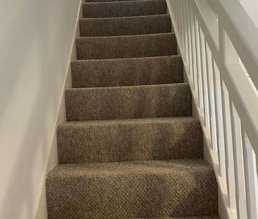 Flat to rent on - Photo 5