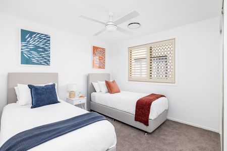 Fully furnished luxury 4-bedroom 3-bathroom home on the coast in Salamander Bay - Photo 3