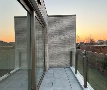 Appartement te huur in Sint-Niklaas voor € 860 met 1 slaapkamer - Photo 4