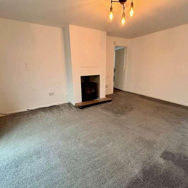 Edinburgh Way, Banbury, OX16 - Photo 1