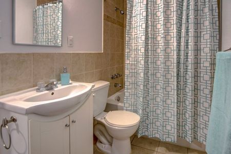 145 Elinor Avenue - Photo 4