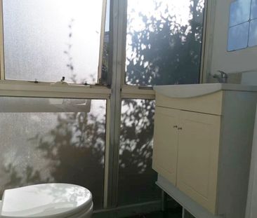 Furnished granny flat in the backyard - Photo 6