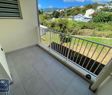 Location Appartement 4 pièces 114m² STE CLOTILDE 97490 - Photo 4