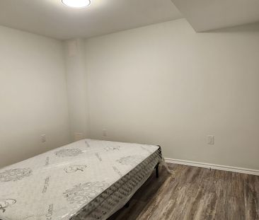 For Lease - 43 Turquoise Crescent Unit# Bsmt, Brampton, Ontario - Photo 5