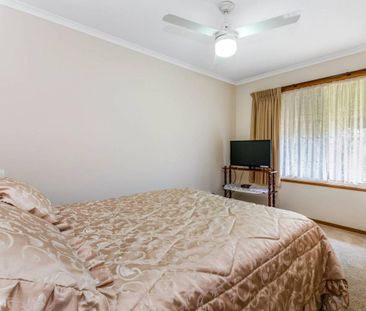 FULLY FURNISHED - CONTACT AGENT FOR AVAILABILITY - Photo 1