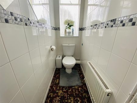 1 bed flat to rent in Cranmer Road, Edgware, HA8 - Photo 4