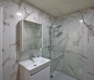 Gelijkvloersappartement met 2 slaapkamers (71 m²) met ruim terras (... - Photo 1