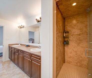 For Lease - 54 Chamberlain Crescent, Collingwood, Ontario - Photo 4