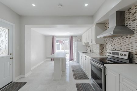 For Lease - 370 Margueretta Street Unit# Main&Lo, Toronto, Ontario - Photo 5