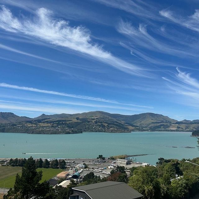 2-BDRM Apartment -Breathtaking Panoramic Views - Photo 1