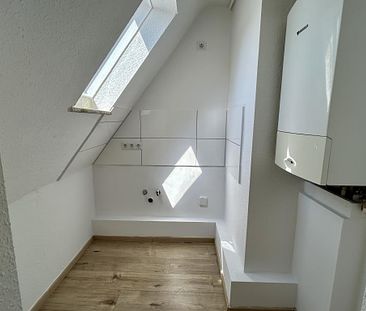 Gemütliche 2-Zimmer-Dachgeschosswohnung in Wilhelmshaven Fedderwardergroden - Foto 2