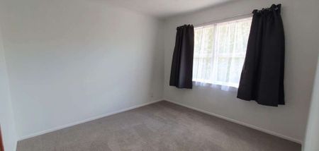 2 Bedroom unit zoned for MAGS/Gladstone - Photo 5