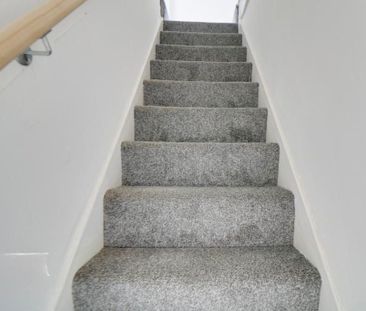 5 Bed Terraced House, Cobden View Road, S10 - Photo 1