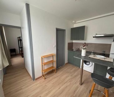 Location Appartement 1 pièce 25m² EQUEURDREVILLE HAINNEVILLE 50120 - Photo 4