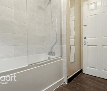 4 bedroom terraced house to rent - Photo 5