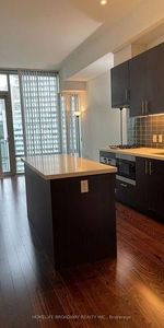 39 Queens Quay E 1032, - Photo 3