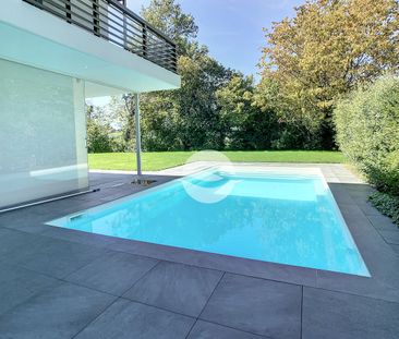 Superb semi-detached villa by covered carport - Foto 6