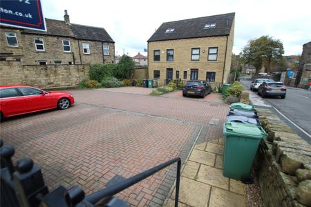 3 bedroom terraced house to rent - Photo 4