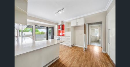 Wonderful Family Home in Fabulous East Toowoomba Location...with a SHED!! - Photo 5