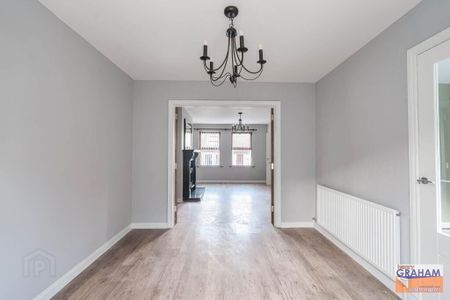 28 Primrose Hill, Dromore, BT25 1FA - Photo 5