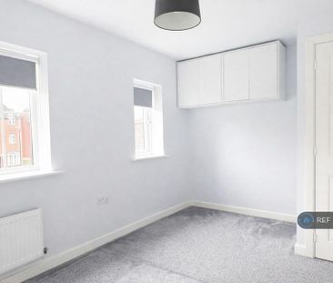 2 bedroom semi-detached house to rent - Photo 4