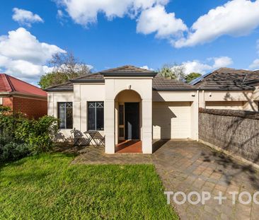 Stylish courtyard home - Photo 5