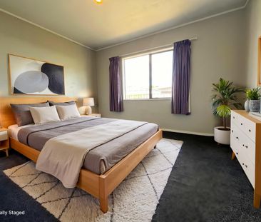 Comfortable & Private Living - Photo 3