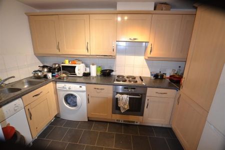 2 Bedroom Apartment - Duke Street - Photo 4