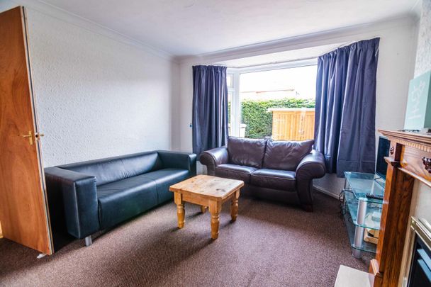 40, Crossways - Photo 1