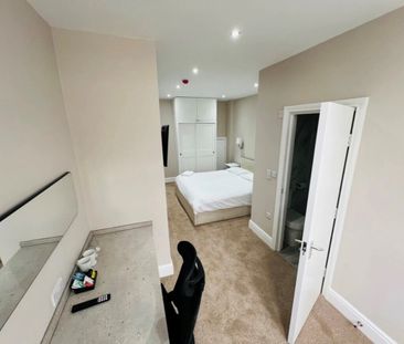 Gaolgate Suites, Stafford, ST16 - Photo 2