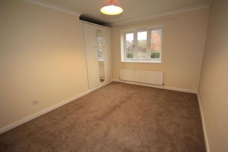 3 bedroom detached house to rent - Photo 5