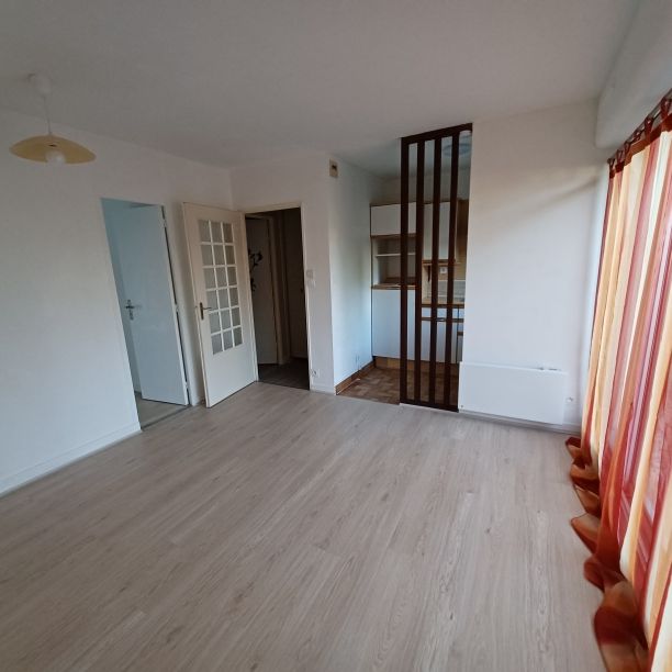 Location Appartement 2 pièces 30m² - Photo 1