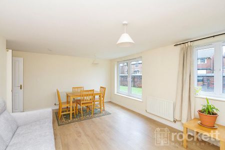 2 bedroom apartment to rent - Photo 2