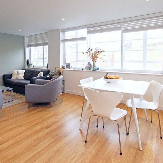 1 bedroom flat to rent - Photo 1