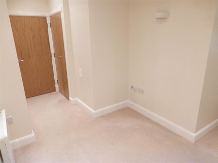 St Stephens Road, Norwich - Photo 3