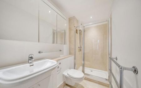 3 bedroom flat to rent - Photo 5