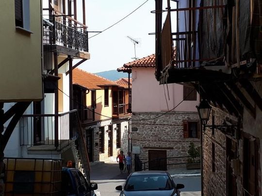 Μεζονέτα για ενοικίαση Κέντρο (Αρναία) - Φωτογραφία 1